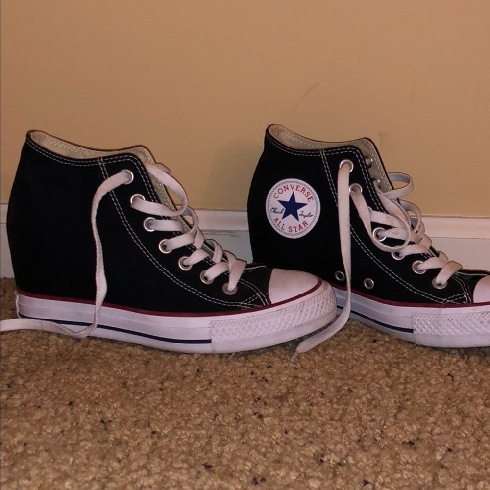 Wedges converse